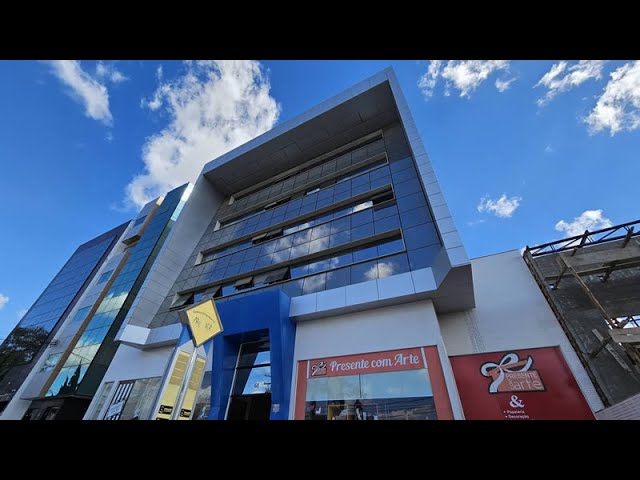 Fachada do Centro Empresarial Premier, onde fica o escritório de Vitória da Conquista no 3º andar